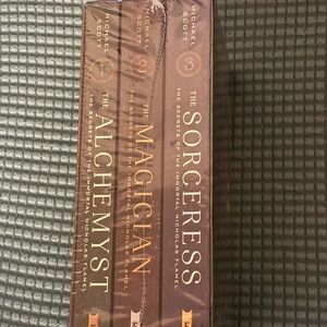 NWT The Secrets of The Immortal Nicholas Flanel - 3 Book Box Set